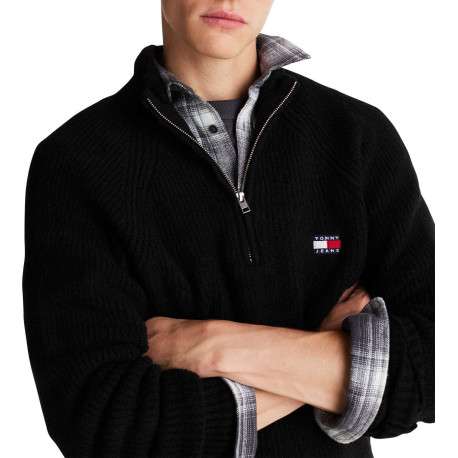 Pull noir uni avec une coupe droite, col camionneur et à manches longues - Image 5