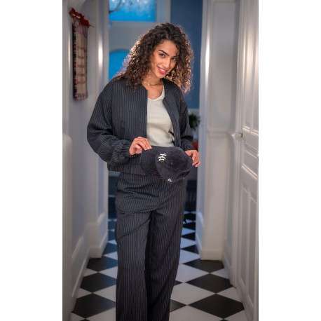 Blouson Bomber noir à coupe droite avec rayures blanches et 2 poches raglan - Image 6
