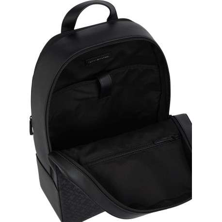Sac à dos noir uni avec une fermeture zippée et des bretelles ajustables - Image 3