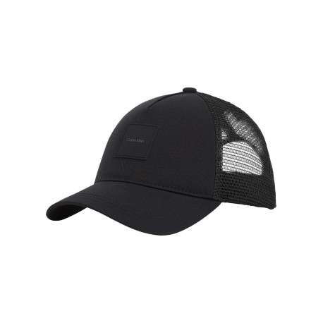 Casquette trucker en coton noire unie avec un patch carré à l'avant