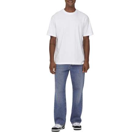 Jean en coton bleu délavé avec une coupe baggy et des passants à la taille - Image 5