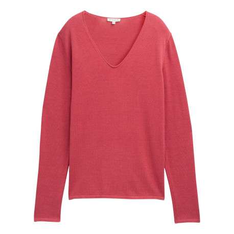 Pull rouge en maille fine uni avec une coupe près du corps et un col v arrondi