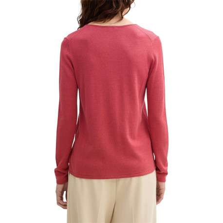 Pull rouge en maille fine uni avec une coupe près du corps et un col v arrondi - Image 2
