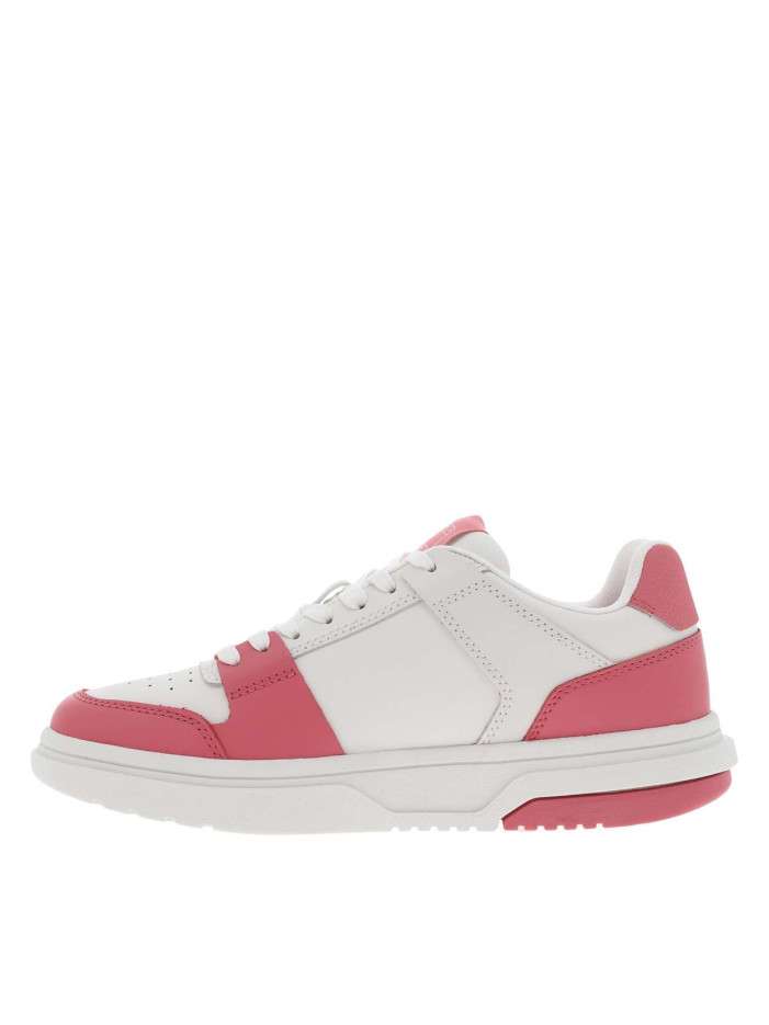 Tennis en cuir roses et...