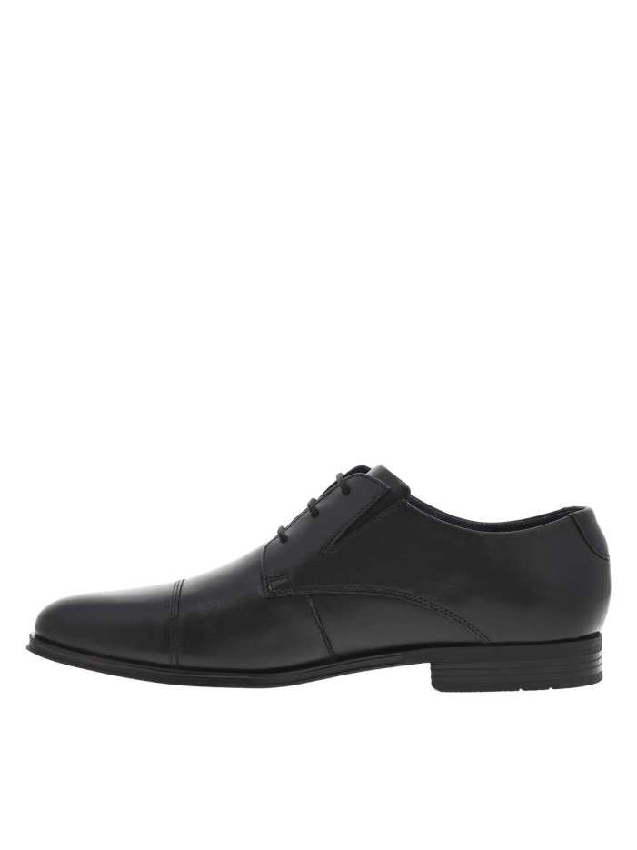 Derbies en cuir noires à...