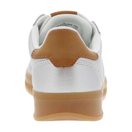 Tennis argent métallisées à talon plat et à lacets plats blancs avec marque - Image 6