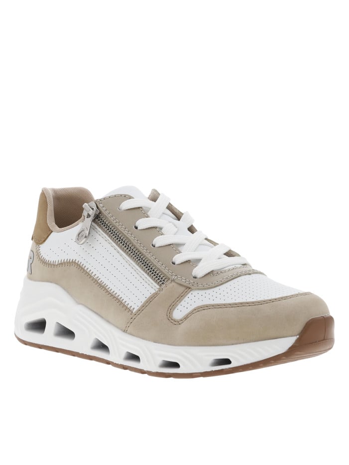 Baskets running blanches...