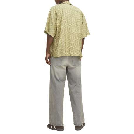 Chemise tilleul imprimé avec une coupe droite à col français - Image 3