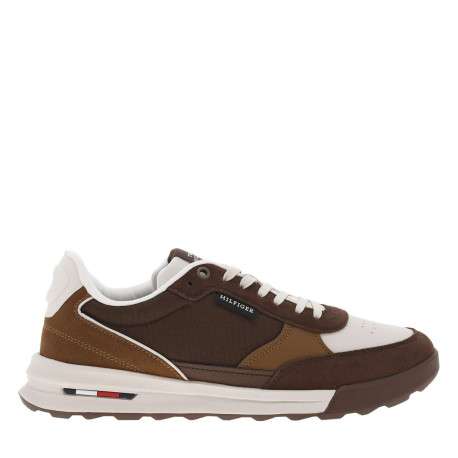Baskets running en cuir marron à talon plat et à lacets plats et marque - Image 2