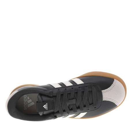 Tennis noires à talon plat et à lacets plats noirs avec bandes blanches - Image 4