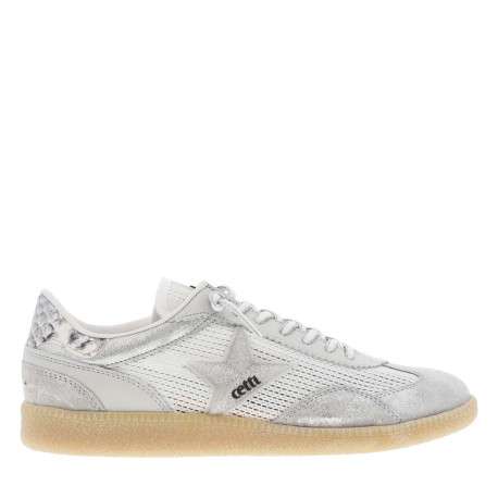 Tennis en cuir écrues à talon plat et à lacets élastiqués avec côtés ajourés - Image 2
