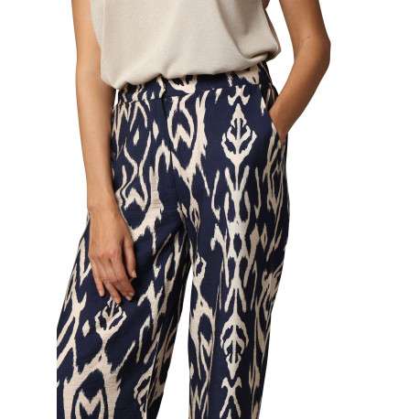 Pantalon bleu marine avec un imprimé géométrique et une coupe fluide - Image 3