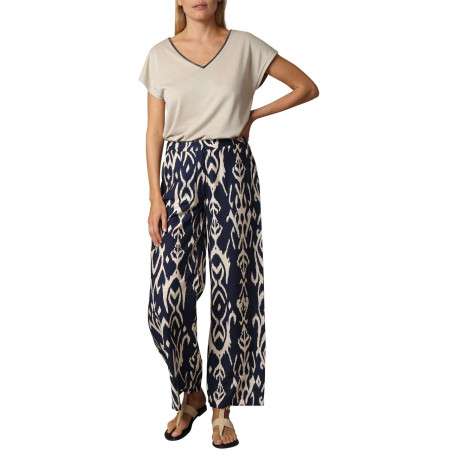 Pantalon bleu marine avec un imprimé géométrique et une coupe fluide - Image 4