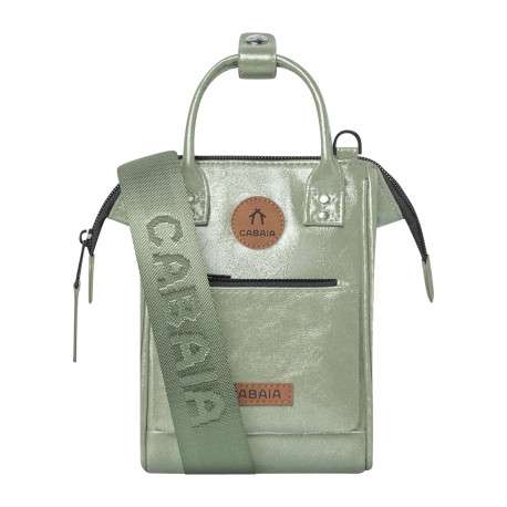 Sac à bandoulière vert uni avec une fermeture zippée et une petite pochette
