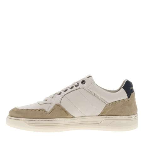 Tennis en cuir blanches et beiges avec logos dorés et semelle translucide
