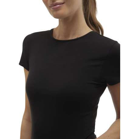 T-shirt noir uni avec une coupe près du corps et un col rond - Image 5