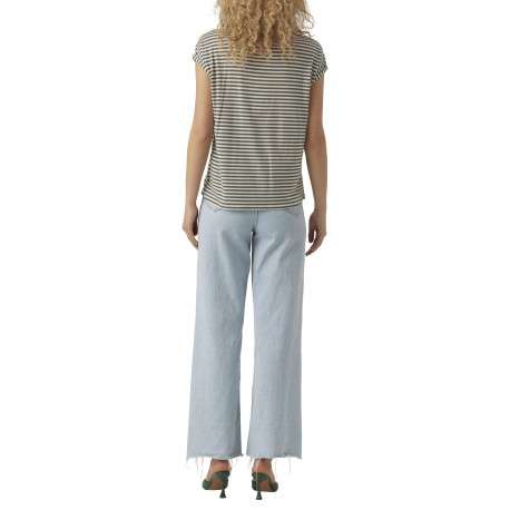 T-shirt kaki à rayures horizontales avec une coupe droite et un col rond - Image 2