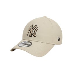 Casquette strapback en coton écrue unie avec le logo en relief à l'avant