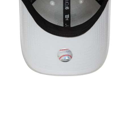 Casquette strapback en coton blanche avec une broderie à l'avant et à l'arrière - Image 5