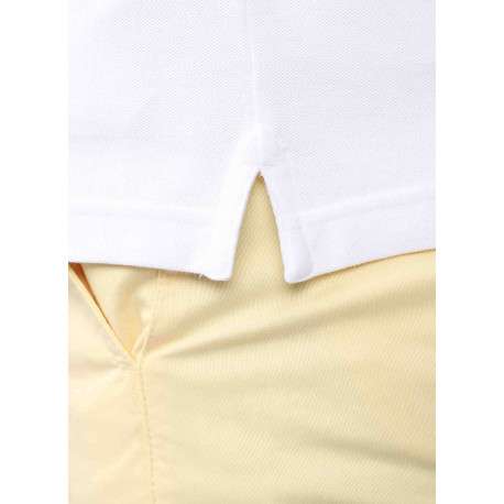 Polo en coton biologique blanc uni avec une coupe droite et un col à revers - Image 3