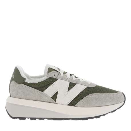 Baskets running en cuir vertes avec des empiècements en daim et à semelle plate - Image 2