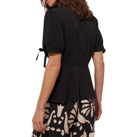 Top manches courtes noir uni avec un coupe droite et un col v - Image 3