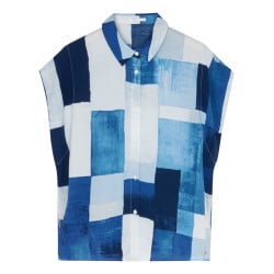 Chemisier bleu à motifs avec une coupe droite et un col à revers
