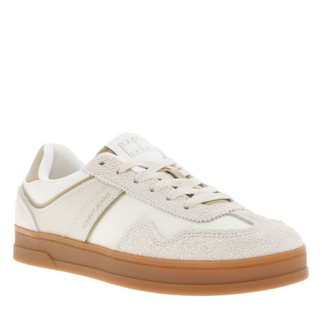 Tennis en cuir écrues à empiècements en daim et à lacets plats