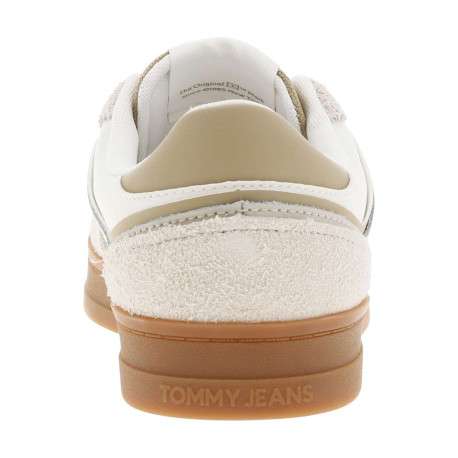 Tennis en cuir écrues à empiècements en daim et à lacets plats - Image 6