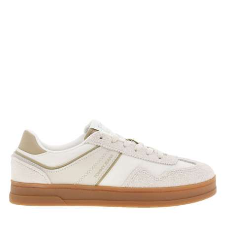 Tennis en cuir écrues à empiècements en daim et à lacets plats - Image 2