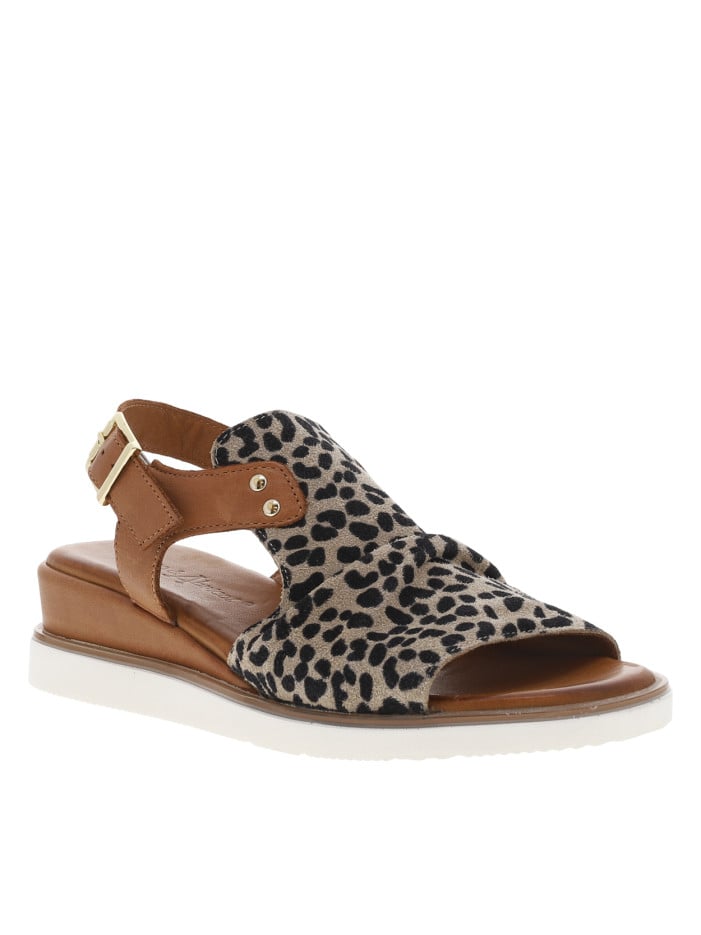 Sandales en cuir camel avec...