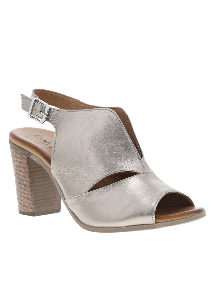 Sandales en cuir champagne...