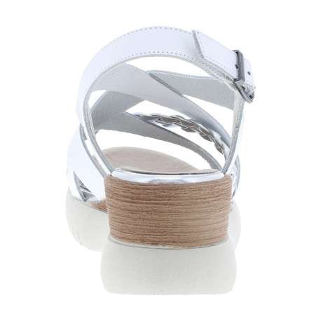 Nu-pieds en cuir blancs à semelle beige avec talon compensé et détails argentés - Image 6