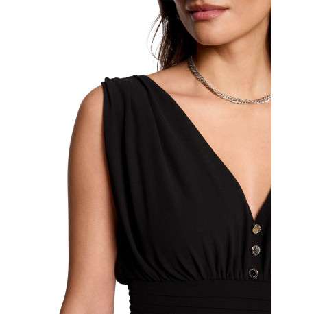Robe sans manches courte noire unie avec une coupe droite et un col v - Image 6