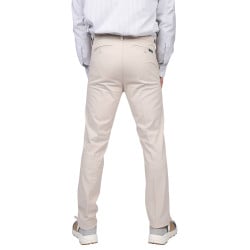 Pantalon chino en coton écru uni avec une coupe droite et des poches