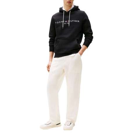 Sweat à capuche noir uni à coupe droite avec le nom de la marque brodé - Image 3