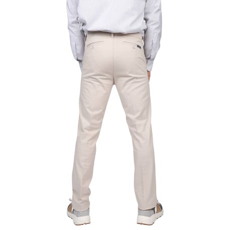 Pantalon chino en coton écru uni avec une coupe droite et des poches - Image 2