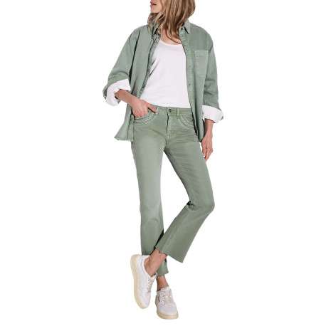Pantalon 7/8ème 5 poches en coton vert uni avec une coupe bootcut - Image 5