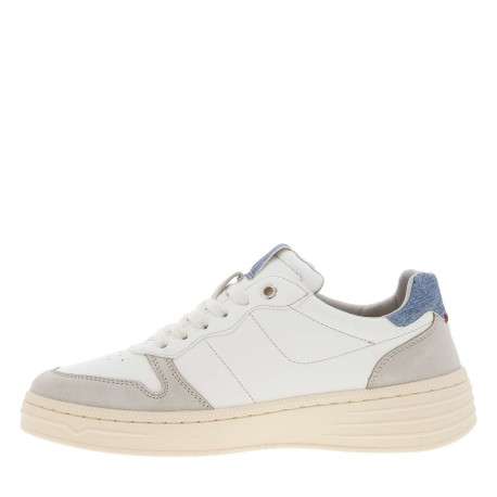Tennis blanches et beiges à semelle compensée basse et à lacets plats