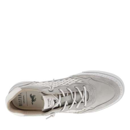 Tennis grises claires avec les côtés en crochet et à lacets ronds élastiqués - Image 4