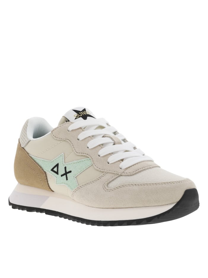 Baskets running beiges...