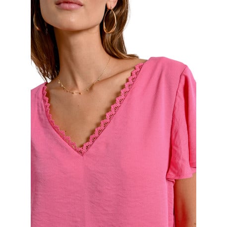 Top rose manches courtes uni avec une coupe droite et un col v - Image 7