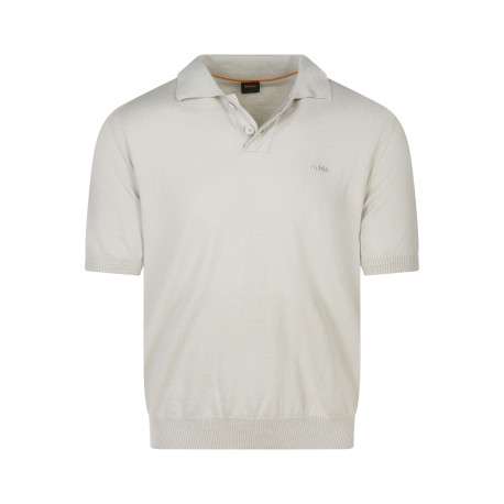 Polo beige en maille piquée à coupe droite avec un col à revers