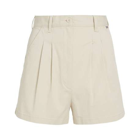 Short Claire en coton beige uni avec une coupe chino et 5 passants