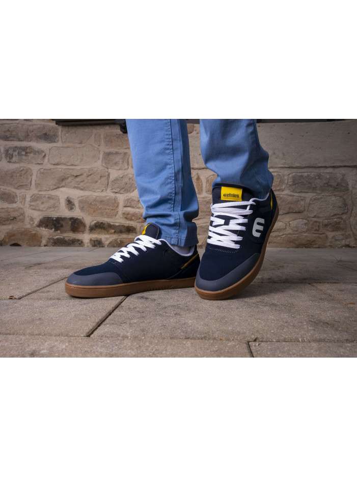 Blouson en jean bleu uni...