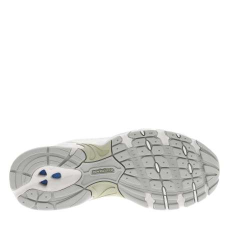 Baskets multisports blanches avec des détails verts sauge et des lacets plats - Image 5