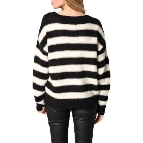 Pull rayé noir et blanc avec un col v et des manches longues - Image 2