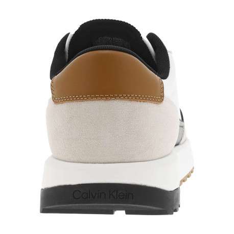 Baskets running en cuir blanches et crème avec des empiècements en cuir nubuck - Image 6