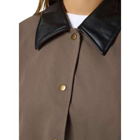 Blouson taupe uni avec un col à revers et l'extrémité des manches en simili cuir - Image 3