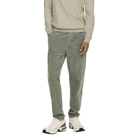 Pantalon en coton vert sauge en velours côtelé à coupe regular fit - Image 4